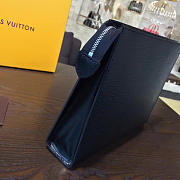 Fancybags Louis Vuitton epi leather toiletry pouch 26 M67184 black - 6