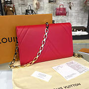 Fancybags louis vuitton original calfskin chain louise clutch M54113 red - 4