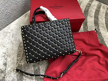 Fancybags VALENTINO Candystud quilted leather tote 0061 black
