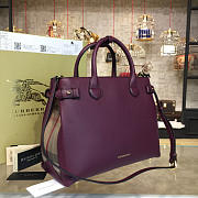 Burberry  The Medium Banner in Leather and Vintage Check purple - 3