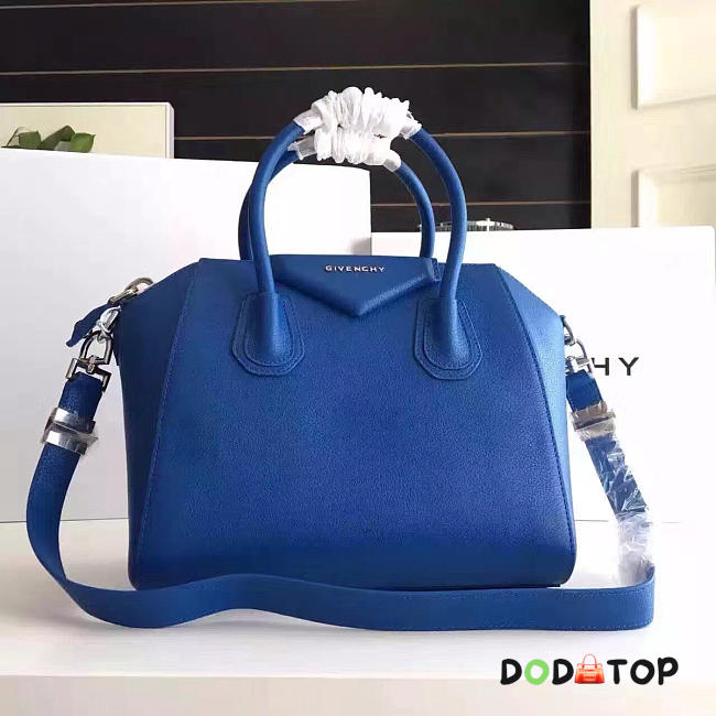 Fancybags Givenchy Small Antigona handbag 2025 - 1