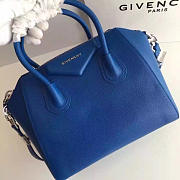 Fancybags Givenchy Small Antigona handbag 2025 - 6