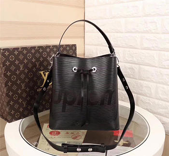 Fancybags Louis Vuitton Supreme Bucket Bag M44022 2996