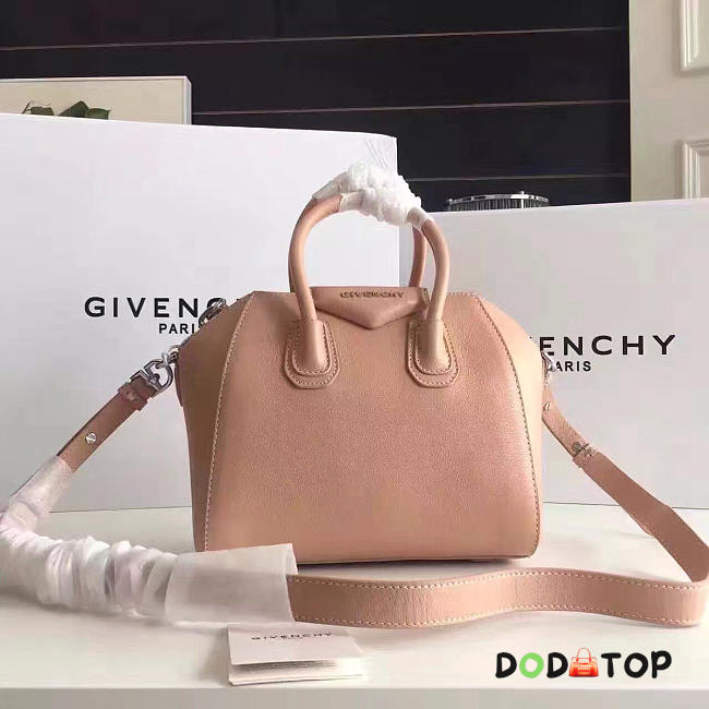 Fancybags Givenchy Mini Antigona handbag 2046 - 1