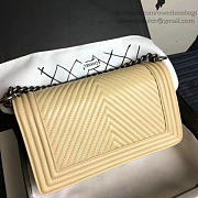 Fancybags Chanel Medium Chevron Lambskin Boy Bag Beige A13043 VS00767 - 2