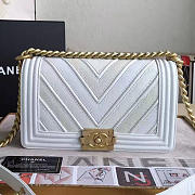 Fancybags Chanel Chevron Medium Boy Bag White A67086 VS08105 - 1
