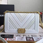 Fancybags Chanel Chevron Medium Boy Bag White A67086 VS08105 - 2