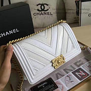 Fancybags Chanel Chevron Medium Boy Bag White A67086 VS08105 - 5