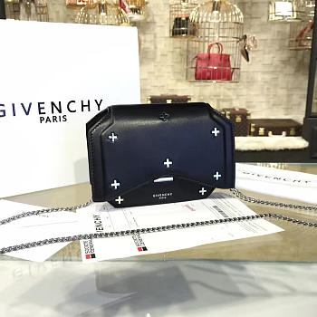 Fancybags Givenchy bow cut 2087