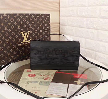 Fancybags Louis Vuitton Supreme Handbag Shoulder Bag M54539 3004