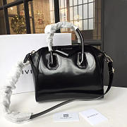 Fancybags Givenchy Small Antigona handbag 2026 - 1