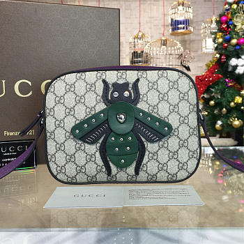 Fancybags Gucci gg supreme bee shoulder bag 2226