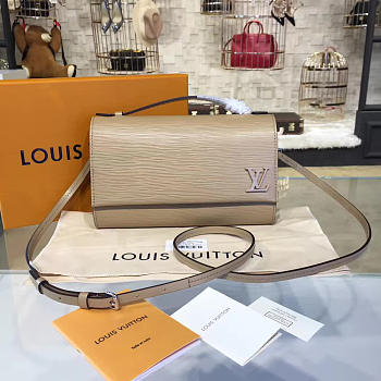 Fancybags Louis Vuitton CLERY 5761