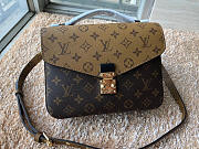 Fancybags LV pochette metis monogram M41465 - 1