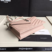ENVELOPE CHAIN WALLET IN LIGHT WASHED PINK GRAIN DE POUDRE EMBOSSED LEATHER - 6