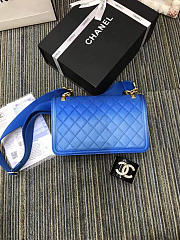 CC original grained calfskin small flap bag AS0061 blue - 5