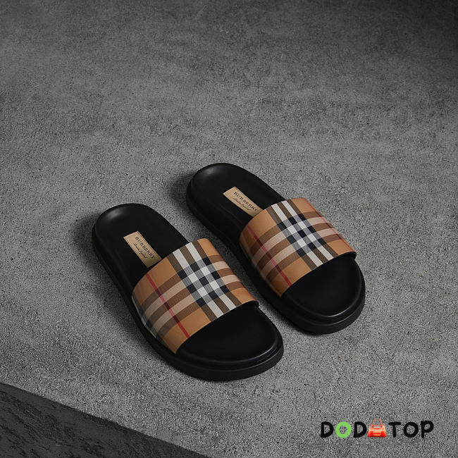 BURBERRY VINTAGE CHECK AND LEATHER SLIDES - 1