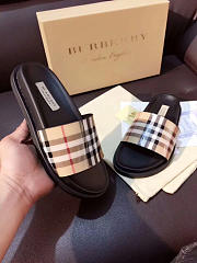 BURBERRY VINTAGE CHECK AND LEATHER SLIDES - 3