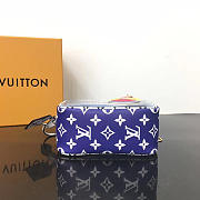 Louis vuitton monogram canvas beach pouch M67610 blue - 4