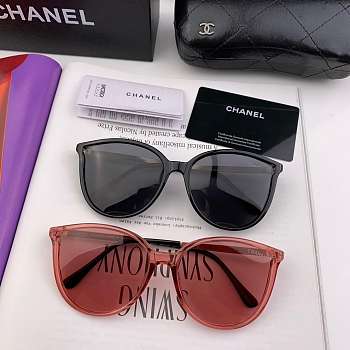 Chanel Women's Sunglasses High-grade metal diamonds with Polaroid