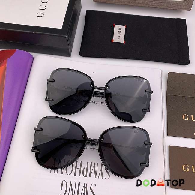 Gucci Large frame sunglasses Stylish sunglasses - 1