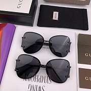 Gucci Large frame sunglasses Stylish sunglasses - 1