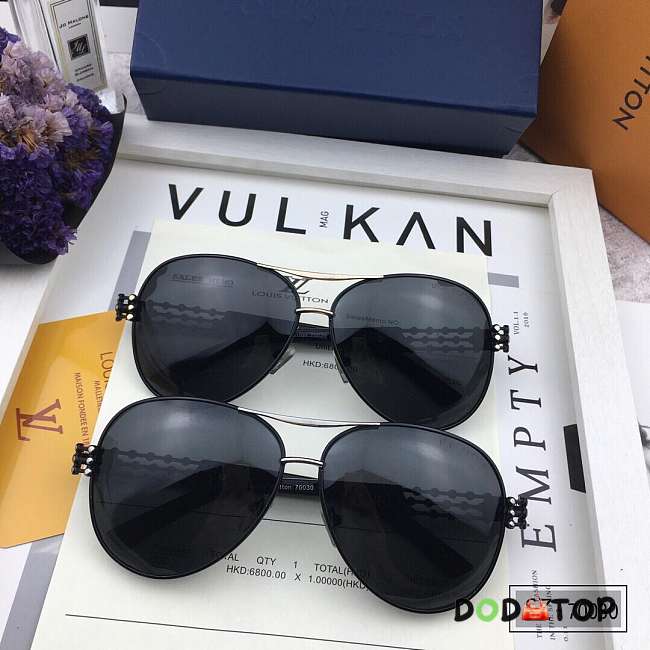 Louis Vuitton Sunglasses - 1