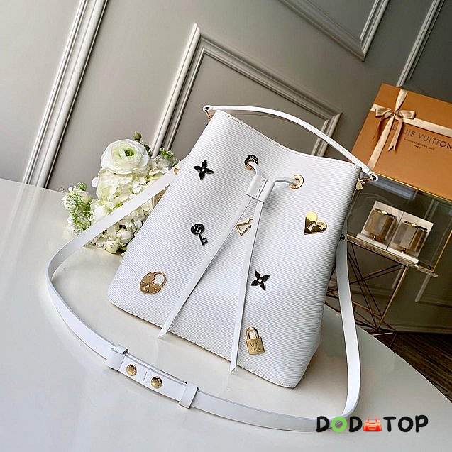 Louis Vuitton Original Epi Leather Love Lock Neonoe Bucket Bag M53237 White - 1
