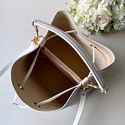 Louis Vuitton Original Epi Leather Love Lock Neonoe Bucket Bag M53237 White - 3