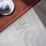 louis vuitton original mahina leather carmel hobo bag M53188 white - 6
