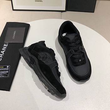 Chanel Sneaker 17