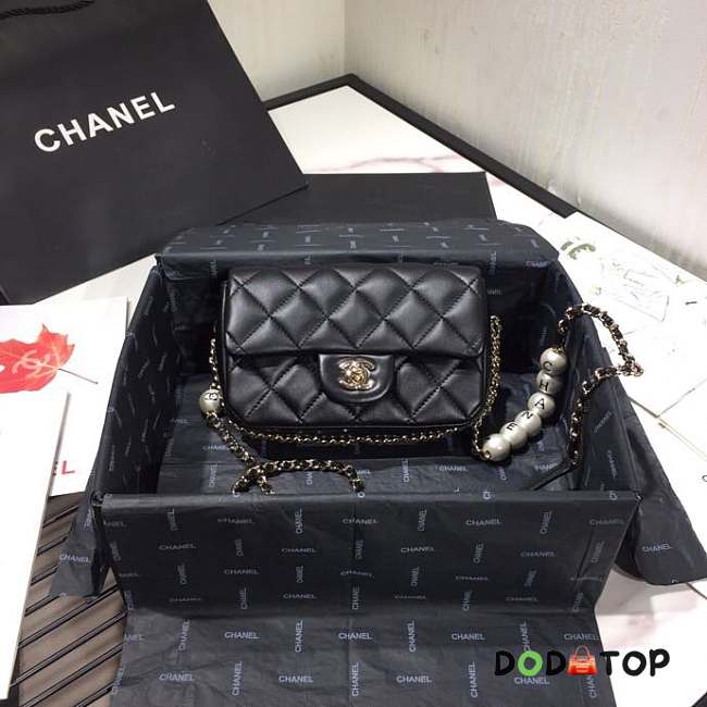 chanel flap bag black with gold hardware - 1