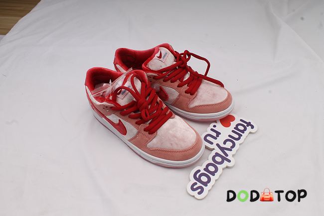 nike red couple shoes - 1