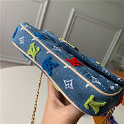 Louis Vuitton New Fresh Denim Stereo Color Old Flower Mini Wave Retro Denim Style Shoulder Bag M67531 - 5