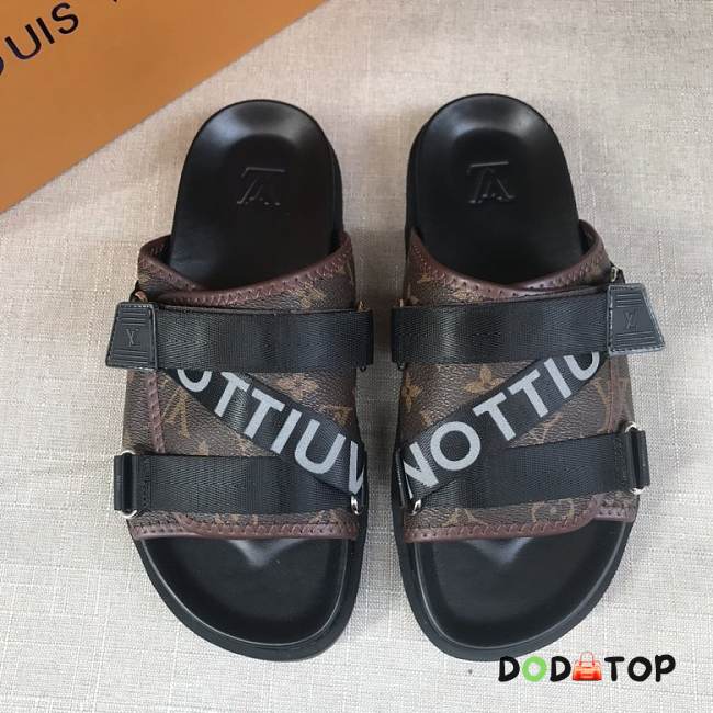 LV slippers 002 - 1