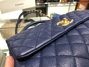 Chanel original iridescent grained calfskin large coco handle bag A92991 royal blue - 5