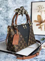 louis vuitton original monogram v tote BB M43976 black - 3