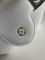 LV CAPUCINES BB M55832 Snow White - 2