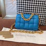  Bottega Veneta With The Chain Cassette In Blue - 2
