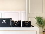 CC original lambskin Chanel 19 black  - 2