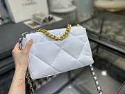 CC original lambskin Chanel 19 white 26cm  - 5