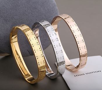 Louis Vuitton Bracelets (3 colors Silver &Gold &Rose Gold)