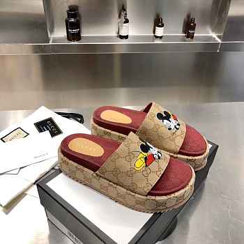 Gucci Slippers 004
