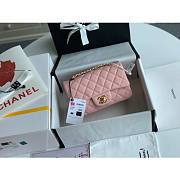 Chanel flap bag 20cm in pink with gold hardware - 6