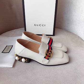 Gucci shoes white slippers with pearls