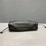 Bottega Veneta Pouch Bag In Black 008 - 5