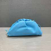 Bottega Veneta Pouch Bag In Blue 011 - 5