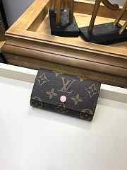 LOUIS VUITTON 6 KEY HOLDER ROSE PINK - 1