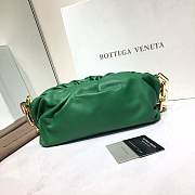 Bottega Veneta With The Chain In Green 02 - 4