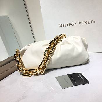 Bottega Veneta With The Chain In White 04
